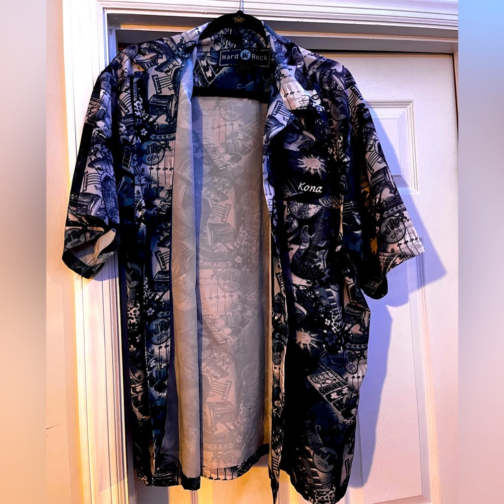 Hard rock guitar short sleeved button up